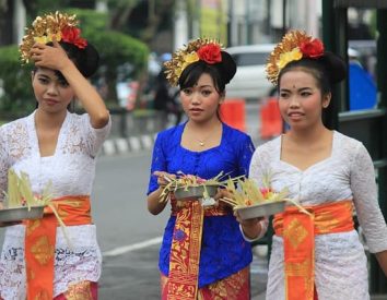 Traditional dress around the world.